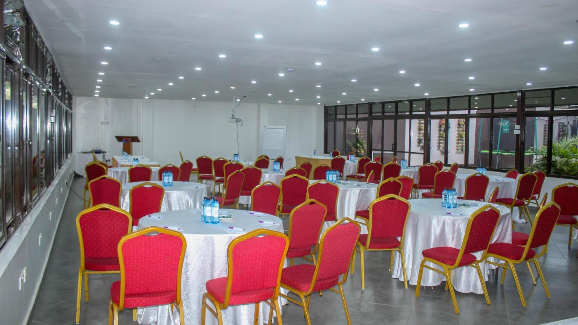 67 Airport Hotel Nairobi Mlolongo Exterior foto